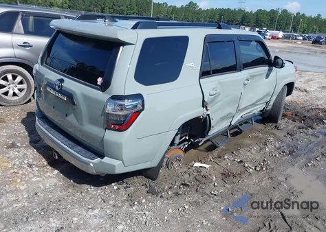 2022 Toyota 4Runner Trd Off Road Premium from USA, damaged, VIN JTERU5JR0N6073598